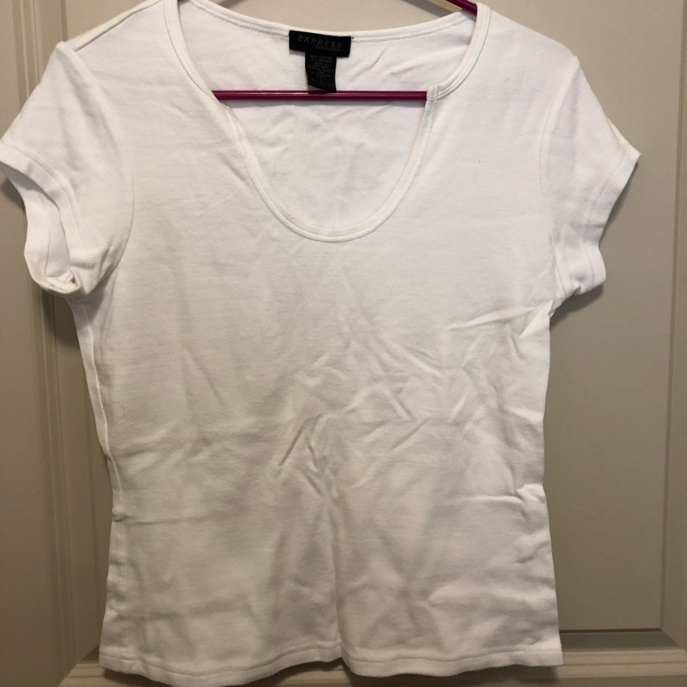 White Keyhole Neck tee